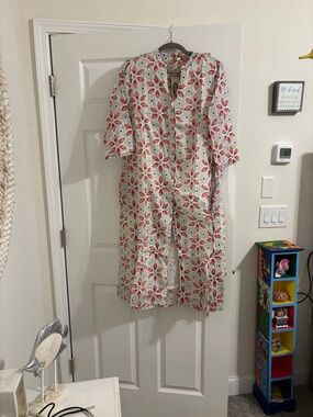 Lightweight White Tunic Dress with Coral Floral Print